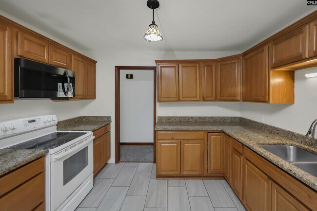 Building Photo - 1405 Parkdale Dr