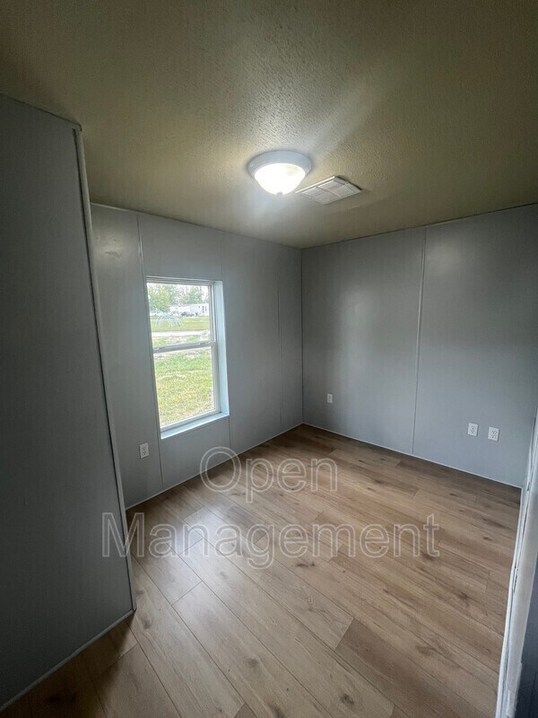 Building Photo - 7534 US-60