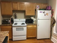 Building Photo - 813 Greenwood Ave