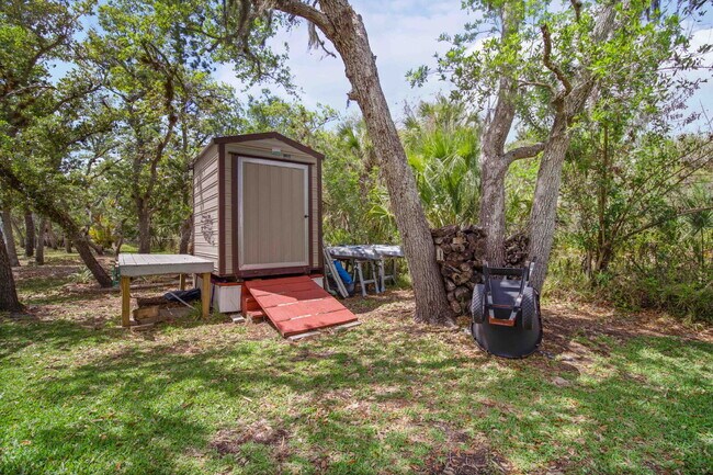 Building Photo - "Ramblers Rest Resort - 1 bed 1 bath home"