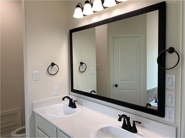 Building Photo - 7806 Cottonwood Dr