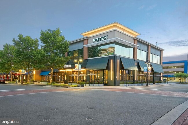 Building Photo - 44707 Plympton Square