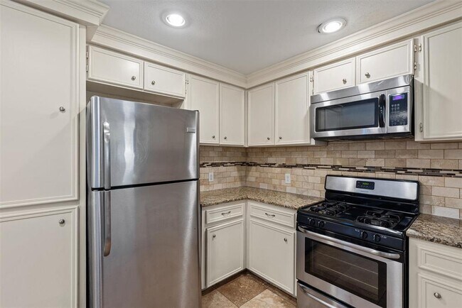 Building Photo - 4906 Tannehill Ln