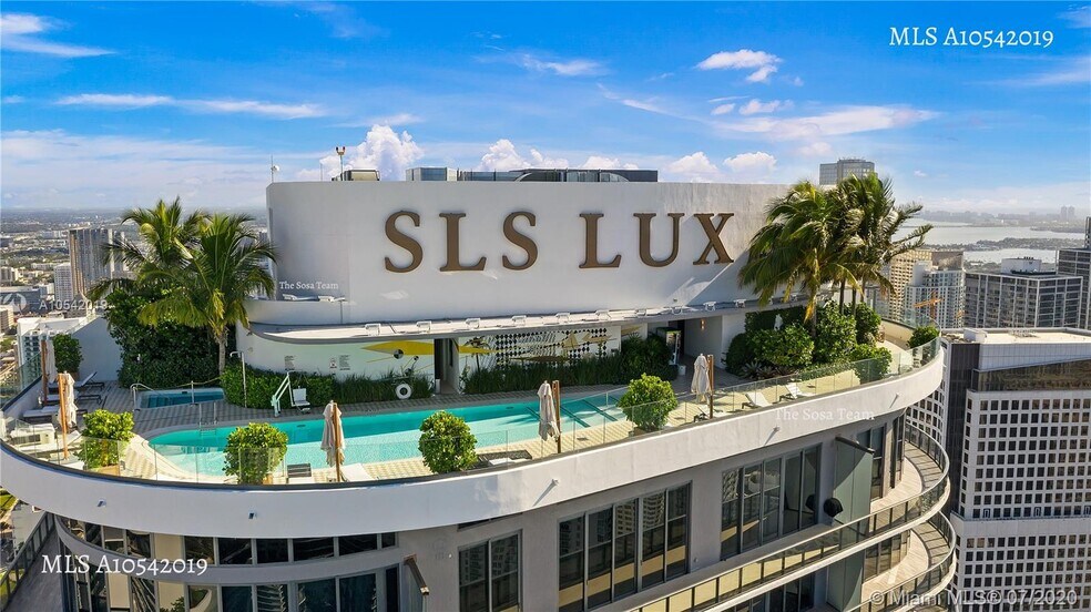 Pool - 801 S Miami Ave