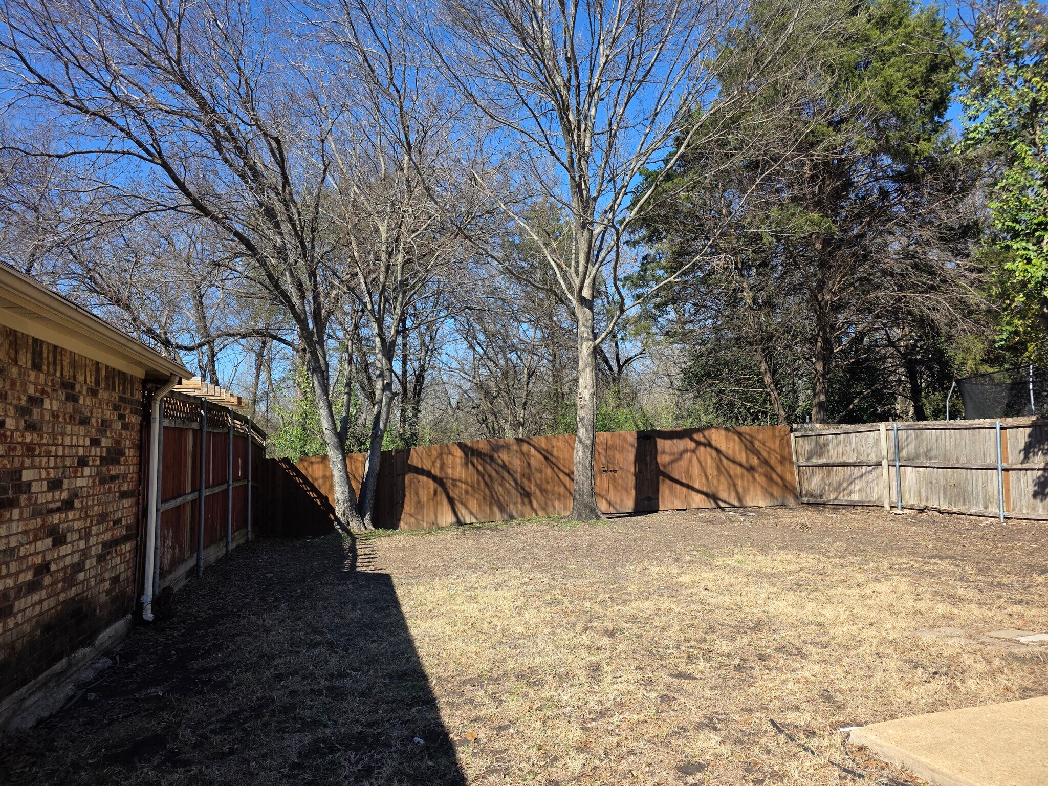 Building Photo - 1013 Garden Trl