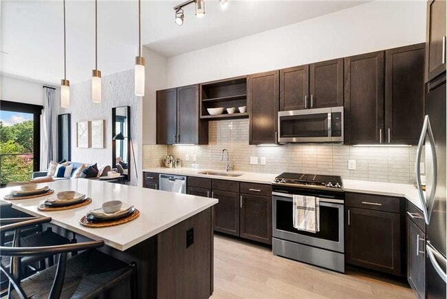 Building Photo - 3201 McKinney Ave