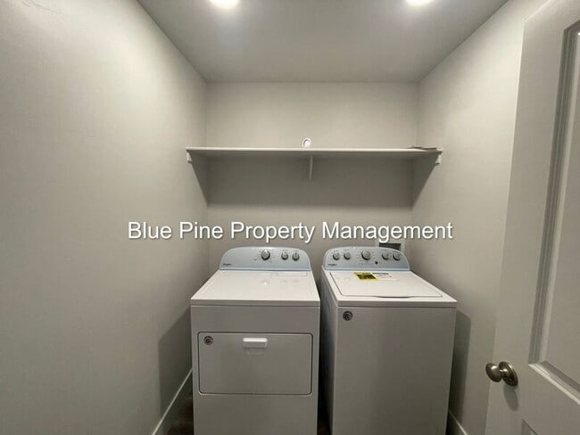 Building Photo - 651 S 2400 W