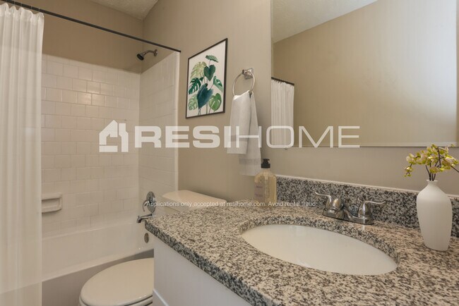 Building Photo - 1183 Mill Lake Cir