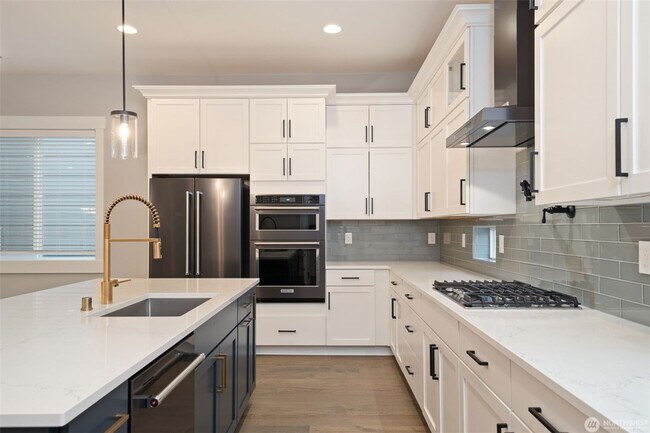 Building Photo - 7585 S 130th Pl