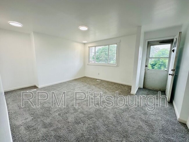 Primary Photo - 42 Climax St