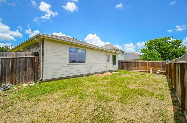 Building Photo - 21123 Bear Tree Trail
