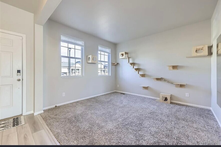 Building Photo - 9099 Sedalia St