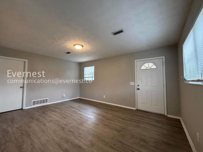 Building Photo - 6824 Rojo Ct