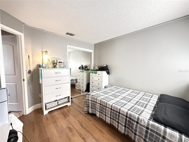 Building Photo - 8055 Antibes Ct