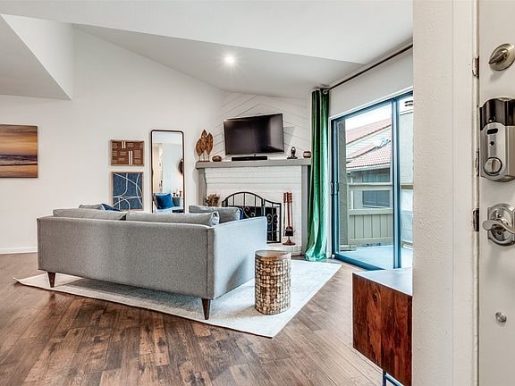 Building Photo - 5200 Martel Ave