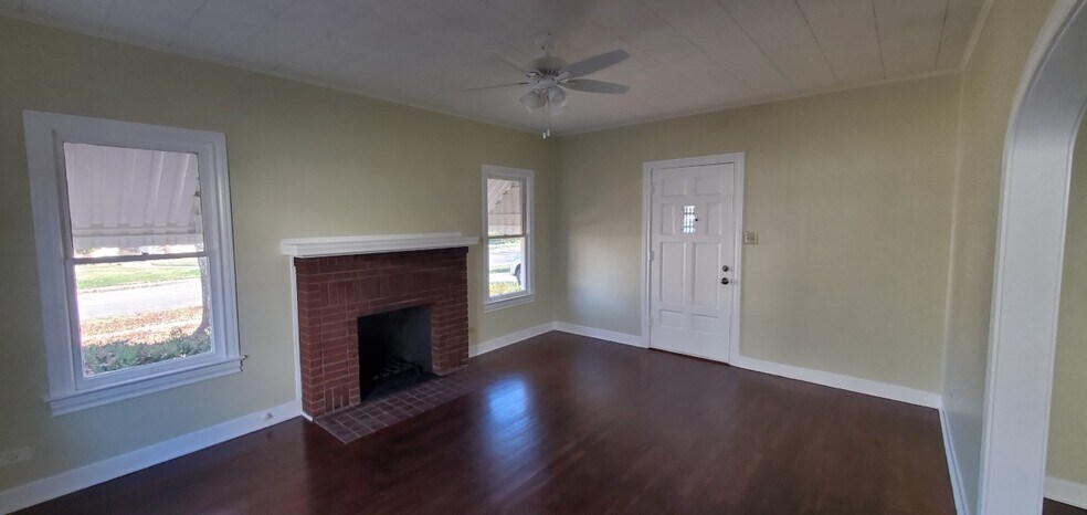 Living Room - 1934 McKinley Ave