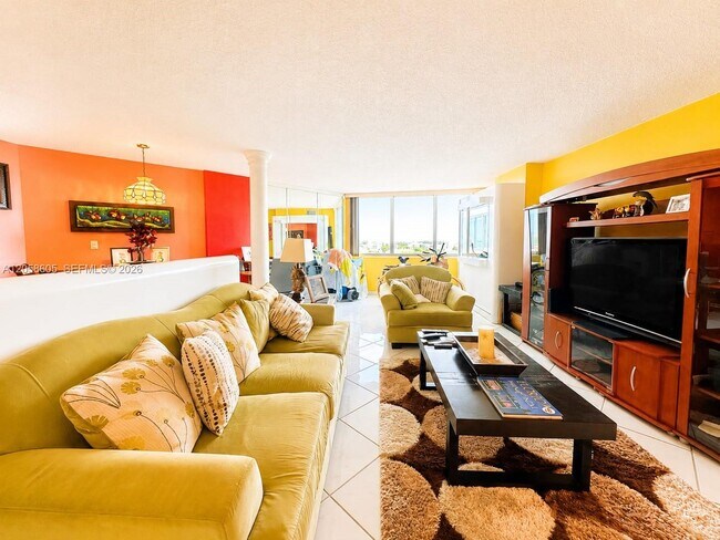 Building Photo - 7135 Collins Ave