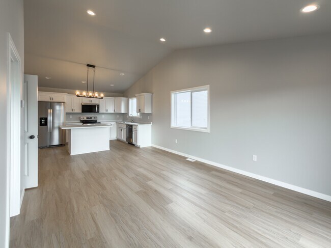 Building Photo - 3645 33rd St S