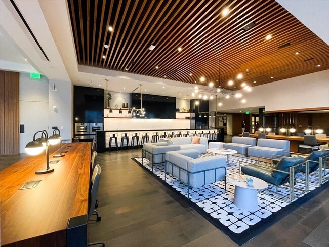 Building Photo - 133 Seaport Blvd