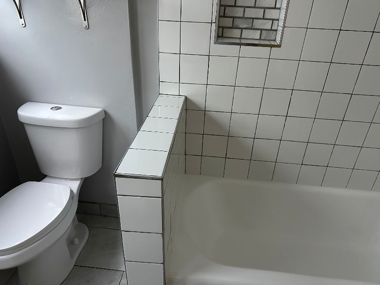 Building Photo - 4286 Leimert Blvd