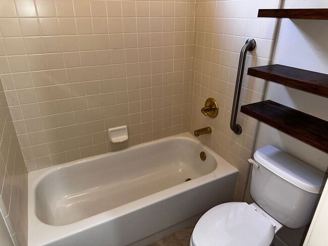 Building Photo - Spacious 3BR, 2BA with Solar and Modern Up...