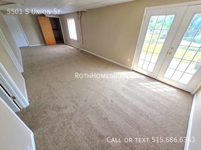 Building Photo - 5501 S Union St