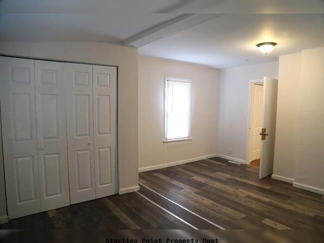 Building Photo - 3742 High Dr.