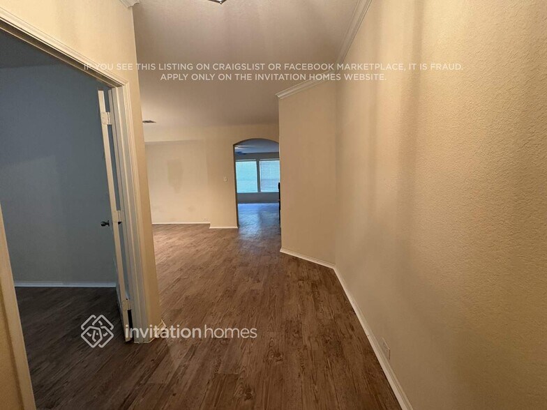 Building Photo - 3905 Ringdove Way