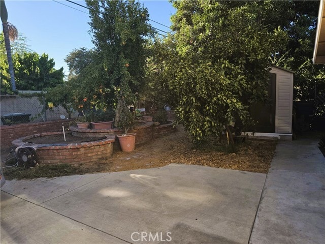 Building Photo - 539 S Michillinda Ave