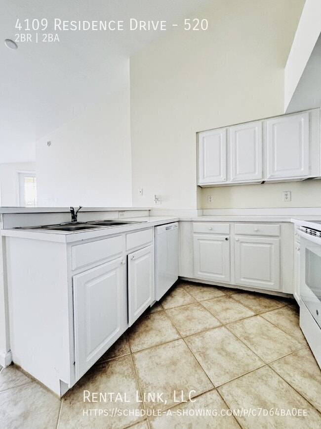 Building Photo - 4109 Residence Drive