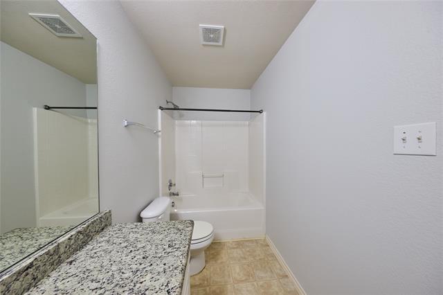 Building Photo - 4616 Brighton Dr
