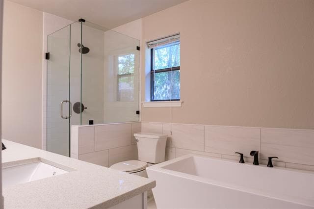 Building Photo - 4020 San Mateo Dr