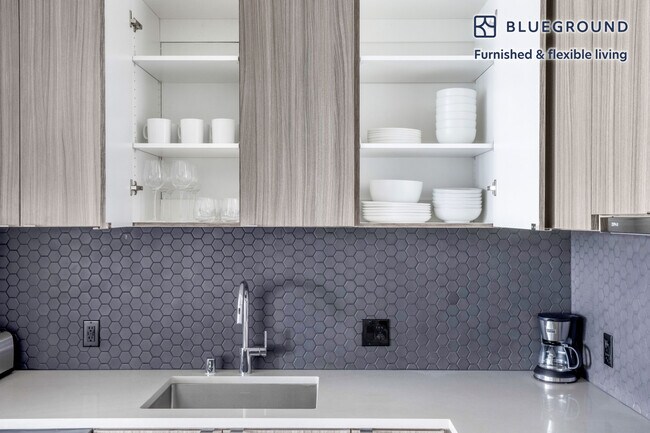 Building Photo - 120 Broadway-SI FL2-ID539