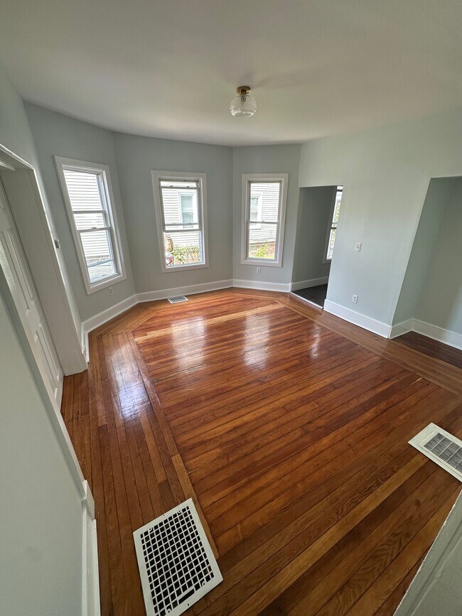 Building Photo - 342 Wilbraham Rd