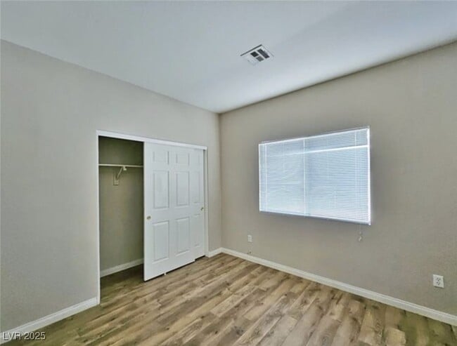 Building Photo - 8917 Waltzing Waters Ct