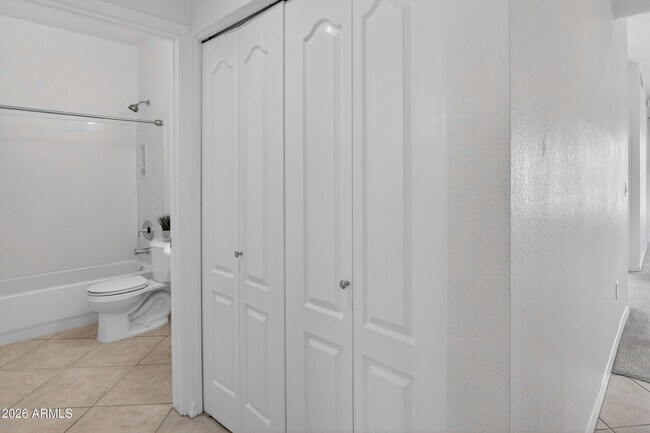 Building Photo - 4525 N 22nd St