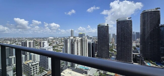 Building Photo - 1100 S Miami Ave