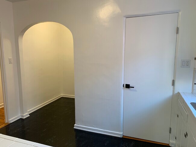 Building Photo - 8714 Rangely Ave