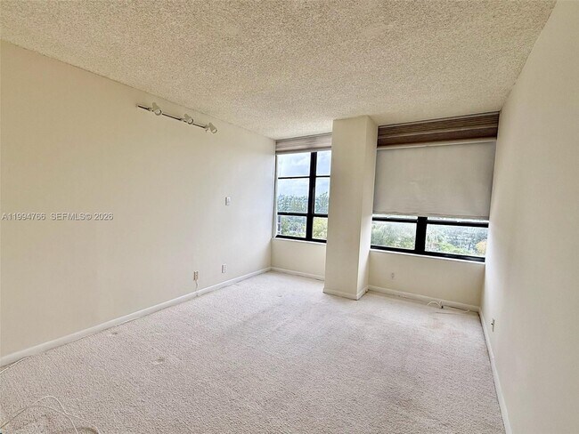 Building Photo - 500 Three Islands Boulevard