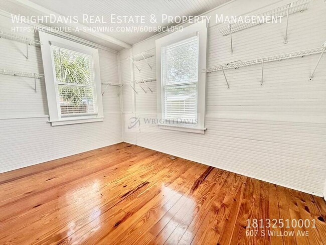 Building Photo - 607 S Willow Ave