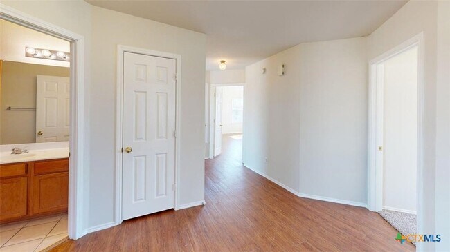 Building Photo - 5406 Donegal Bay Ct