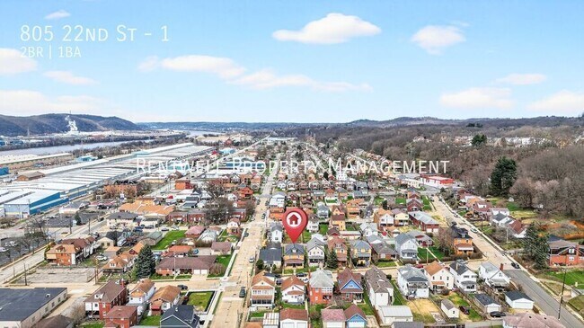 Building Photo - 805 22nd St