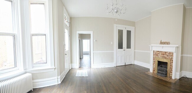 Building Photo - 1609 Green St