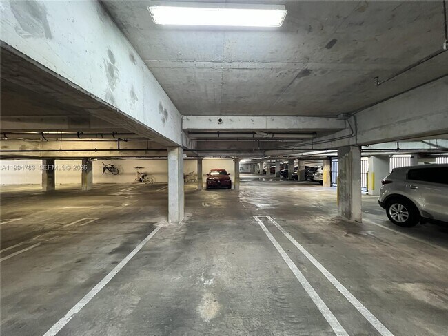 Building Photo - 101 Sidonia Ave