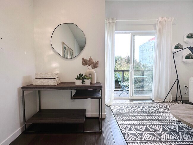 Building Photo - 1525 NW 60th St