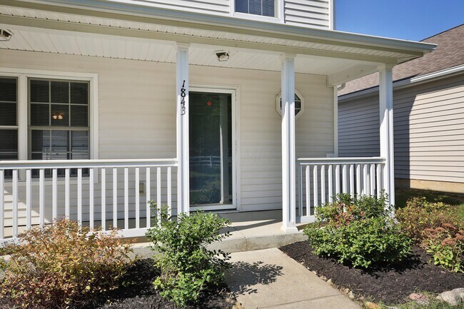 Building Photo - 1843 Canopy Ln