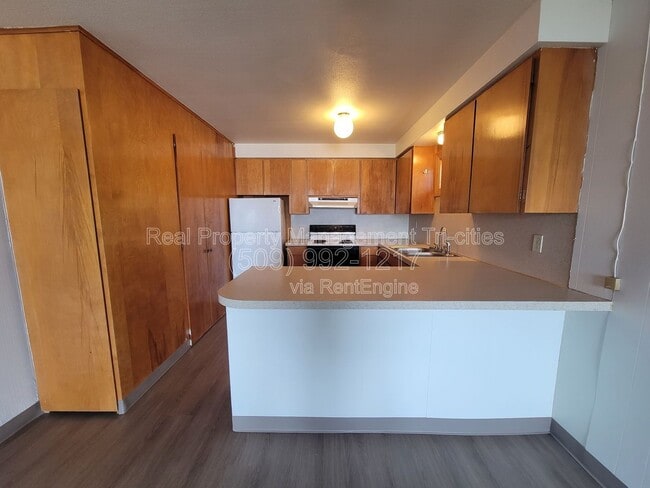 Building Photo - 3326 W Payette Ave