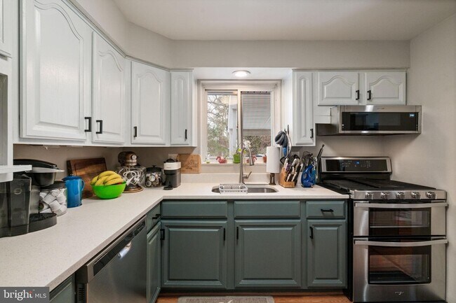 Building Photo - 3903 Whispering Ln