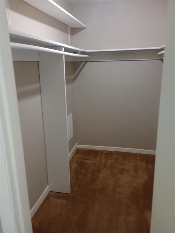 Building Photo - 4034 McDermed Dr