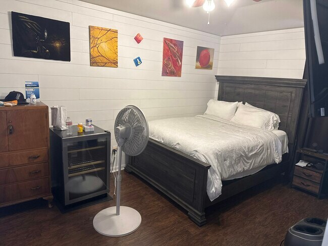 Building Photo - 25707 Fan Flower